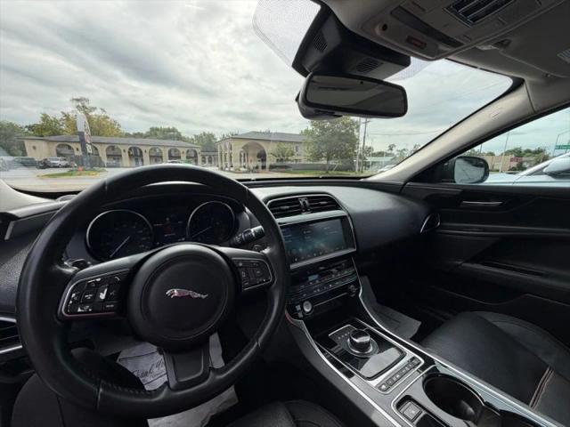 2017 Jaguar XE 25t Prestige
