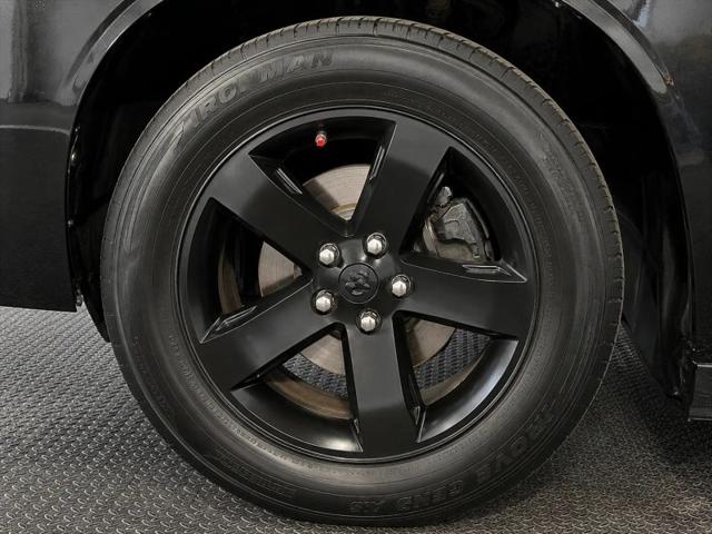 2009 Dodge Challenger SE