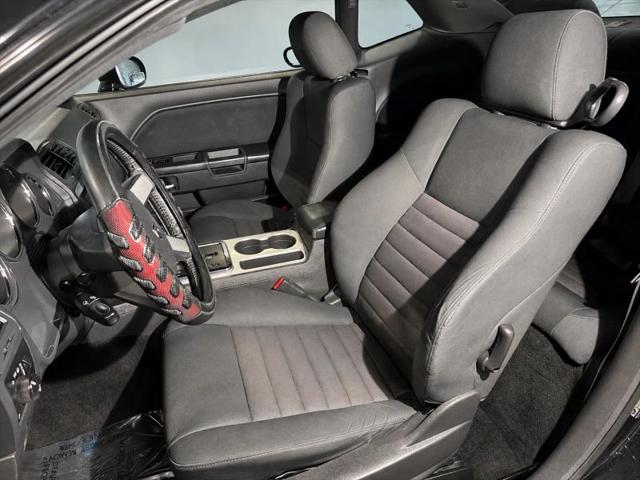 2009 Dodge Challenger SE