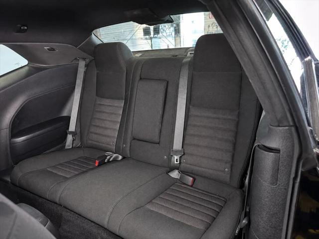 2009 Dodge Challenger SE