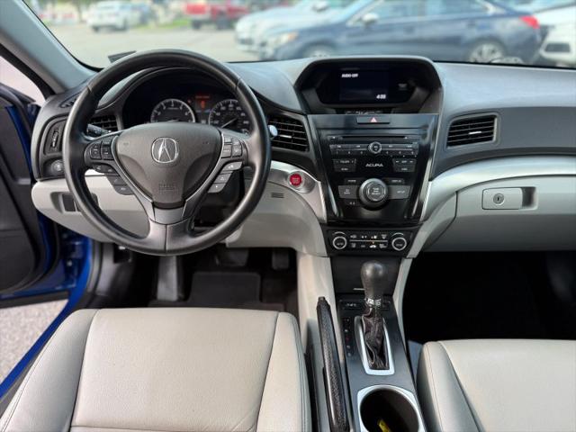 2017 Acura ILX Base