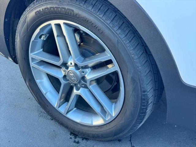2017 Hyundai Santa Fe Limited Ultimate