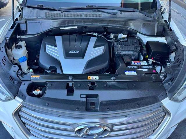 2017 Hyundai Santa Fe Limited Ultimate