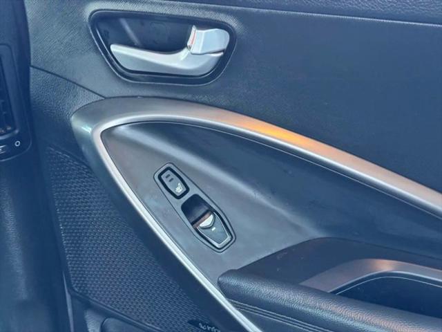 2017 Hyundai Santa Fe Limited Ultimate