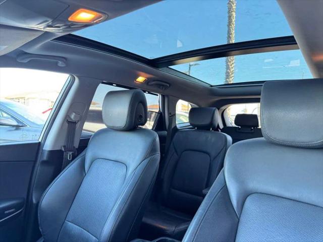 2017 Hyundai Santa Fe Limited Ultimate