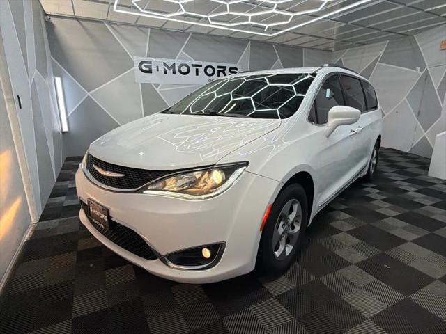 2020 Chrysler Pacifica Touring L for sale in Old Bridge, NJ