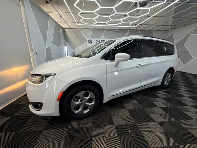2020 Chrysler Pacifica Touring L