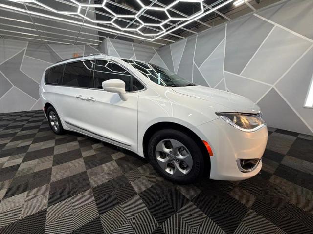 2020 Chrysler Pacifica Touring L