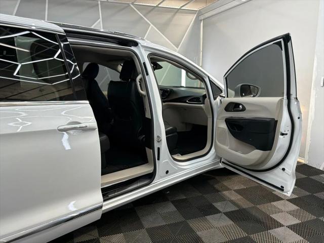2020 Chrysler Pacifica Touring L