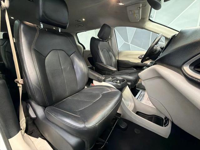 2020 Chrysler Pacifica Touring L