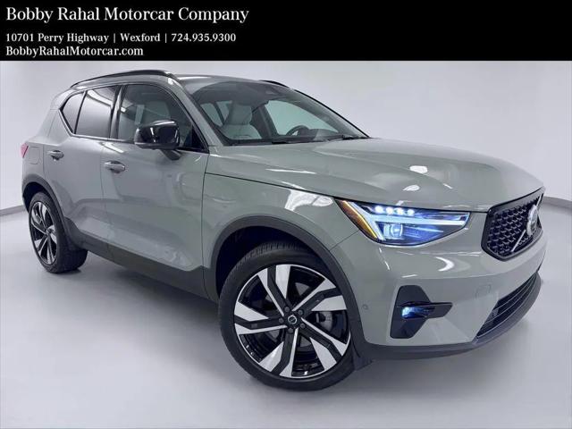 2025 Volvo XC40 B5 Ultra Dark Theme for sale in Wexford, PA