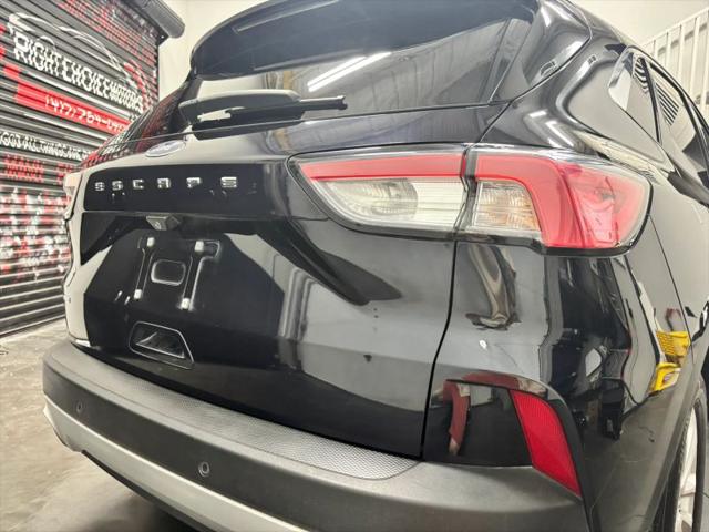 2021 Ford Escape SE