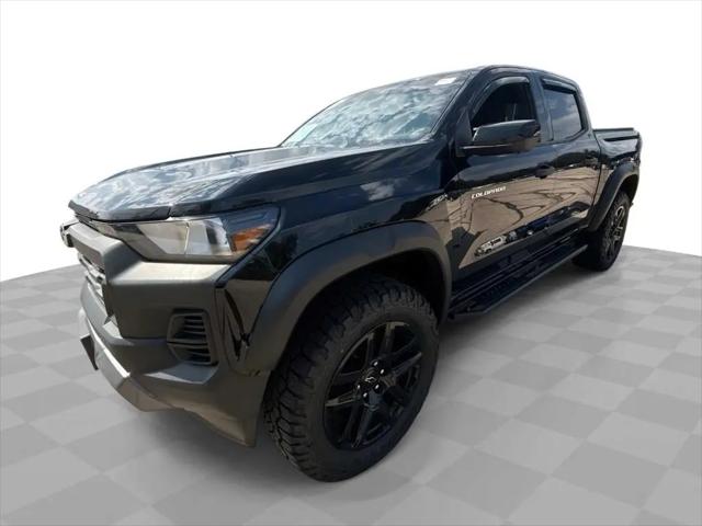 2023 Chevrolet Colorado 4WD Crew Cab Short Box Trail Boss for sale in Hales Corners, WI