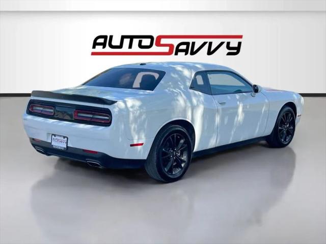 2022 Dodge Challenger SXT AWD