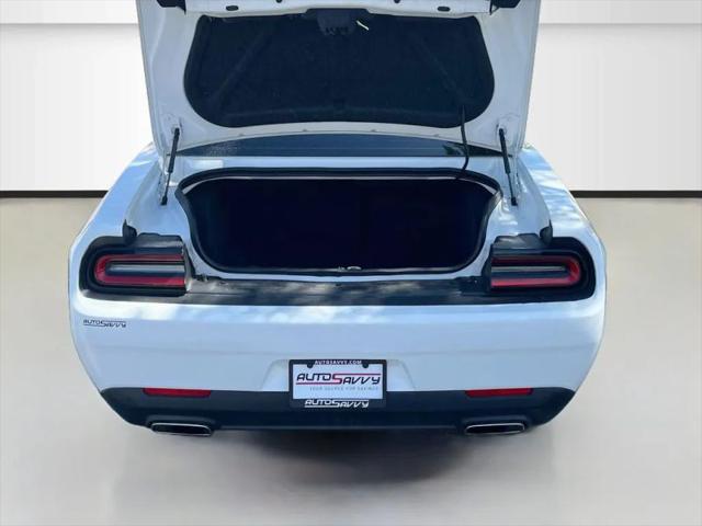 2022 Dodge Challenger SXT AWD