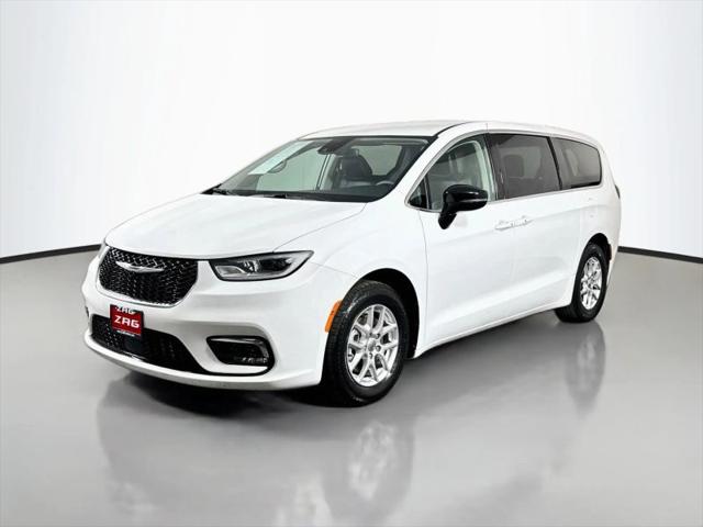 2024 Chrysler Pacifica Touring L for sale in Everett, WA