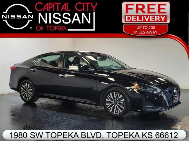 2023 Nissan Altima SV FWD for sale in Topeka, KS