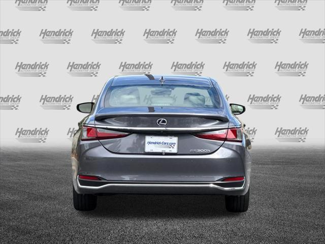 2020 Lexus ES 300h 300h
