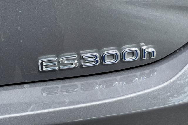 2020 Lexus ES 300h 300h