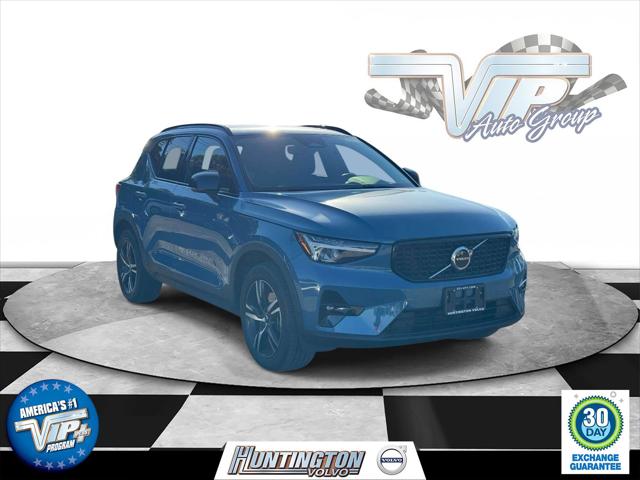2023 Volvo XC40 B5 Plus Dark Theme for sale in Huntington, NY