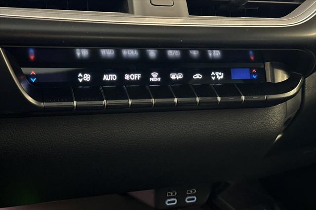 2026 Lexus 300 Premium