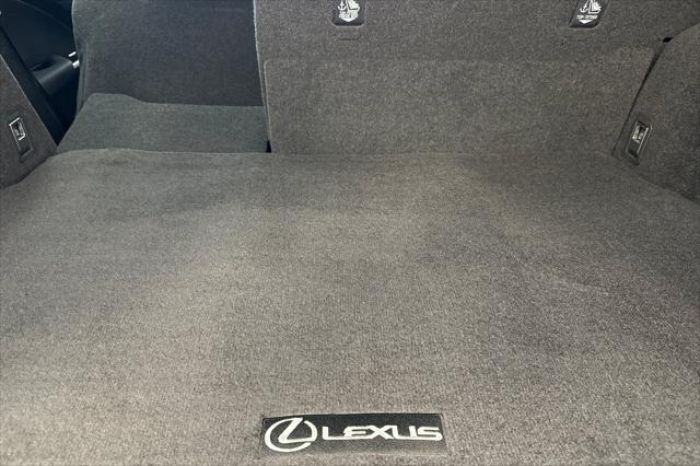 2026 Lexus 300 Premium