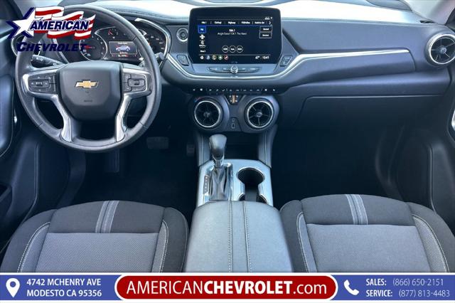 2025 Chevrolet Blazer AWD 2LT