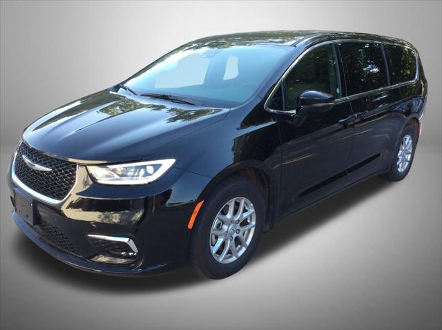 2026 Chrysler Pacifica Select for sale in Blair, NE