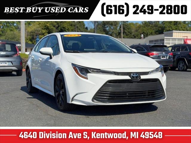 2023 Toyota Corolla LE for sale in Grand Rapids, MI