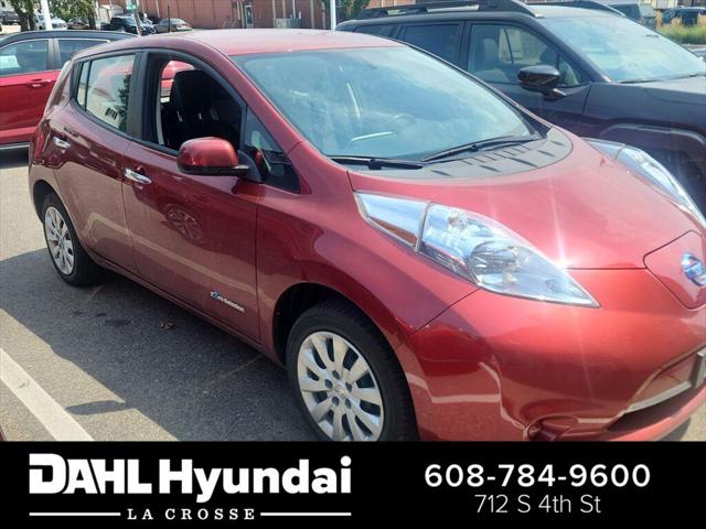 2015 Nissan LEAF S for sale in La Crosse, WI