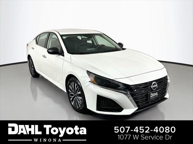 2024 Nissan Altima SV FWD for sale in Winona, MN