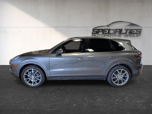 2023 Porsche Cayenne Platinum Edition