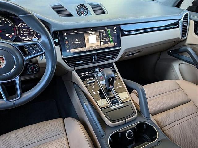 2023 Porsche Cayenne Platinum Edition