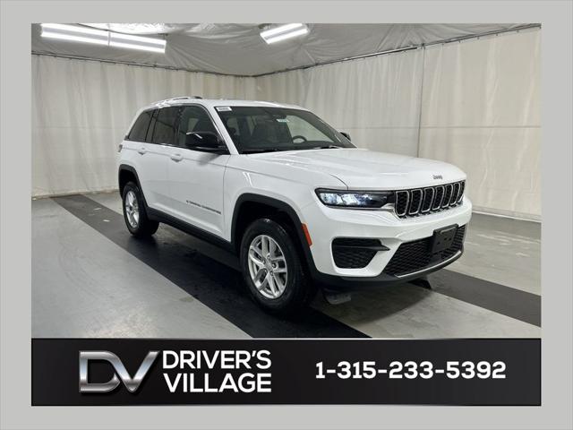 2026 Jeep Grand Cherokee GRAND CHEROKEE LAREDO X 4X4
