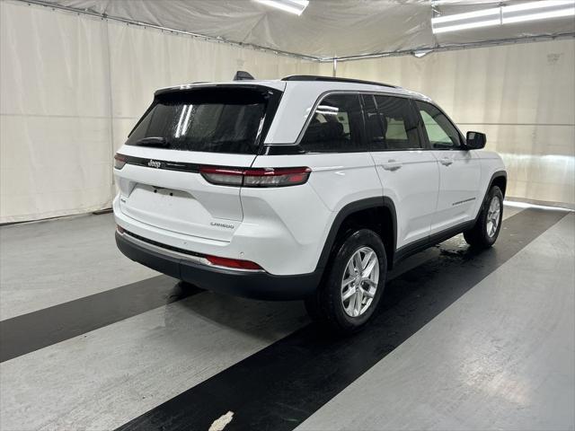 2026 Jeep Grand Cherokee GRAND CHEROKEE LAREDO X 4X4