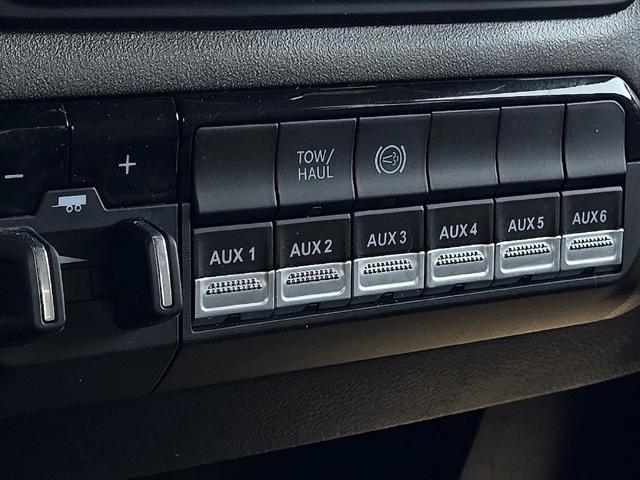 2023 Ram 3500 Tradesman/SLT/Laramie/Limited