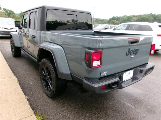2025 Jeep Gladiator Nighthawk