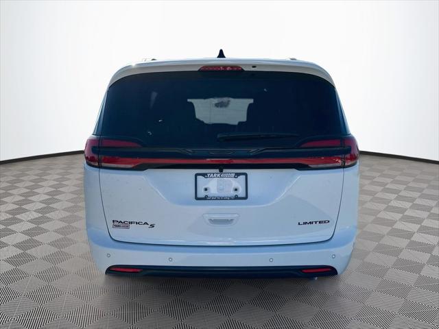 2027 Chrysler Pacifica Limited