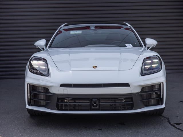 2026 Porsche Panamera 4