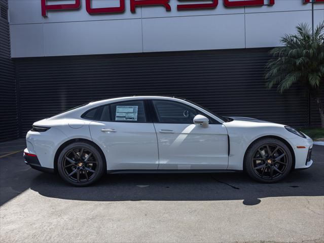 2026 Porsche Panamera 4