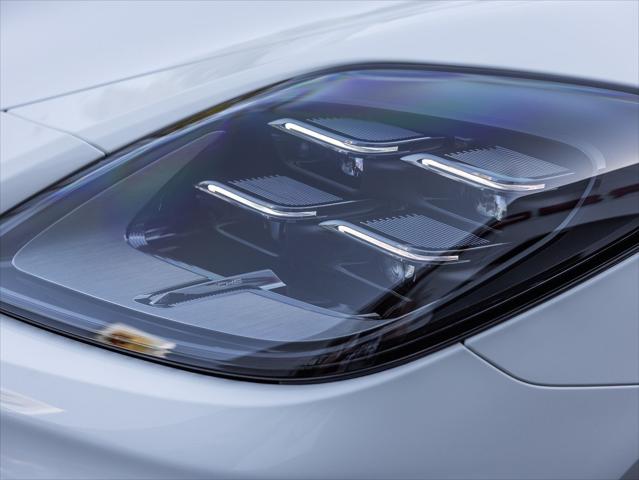 2026 Porsche Panamera 4