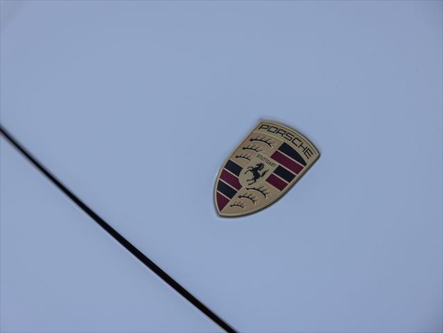 2026 Porsche Panamera 4
