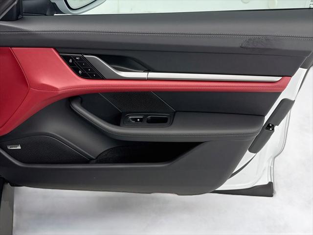2026 Porsche Taycan 4