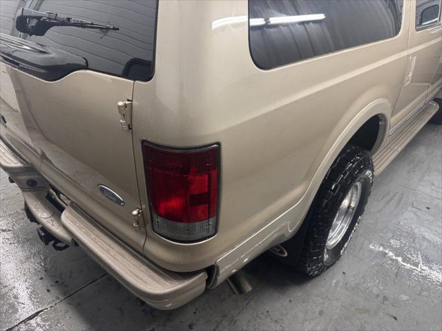 2005 Ford Excursion Limited