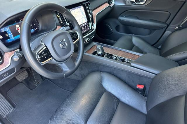 2023 Volvo S60 B5 Plus Black Edition