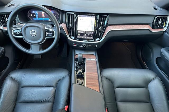 2023 Volvo S60 B5 Plus Black Edition