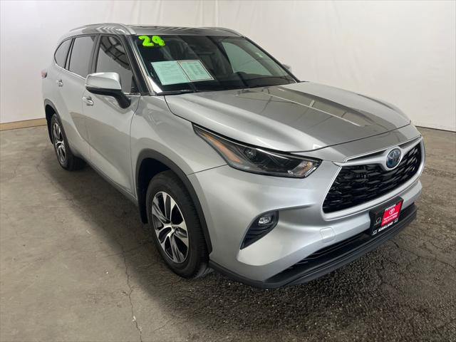 2024 Toyota Highlander Hybrid XLE for sale in Kirkland, WA