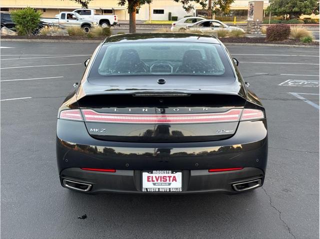 2013 Lincoln MKZ Sedan 4D