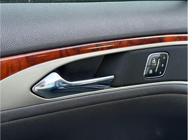 2013 Lincoln MKZ Sedan 4D