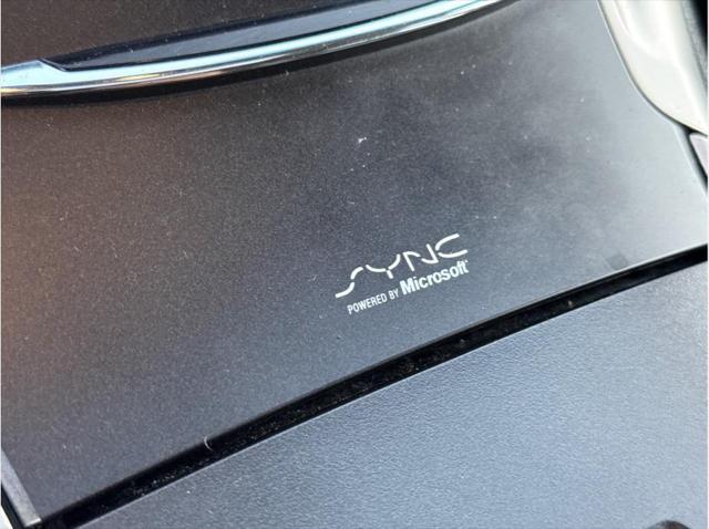 2013 Lincoln MKZ Sedan 4D